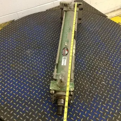 USED CINCINNATI MILACRON CM/C 734