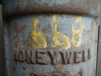 Honeywell 1" 316 Stainless Steel Control Valve