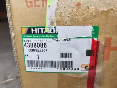 NEW HITACHI 4388086