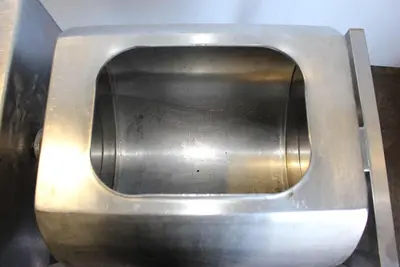 USED AYRKING MARINATOR 40.6