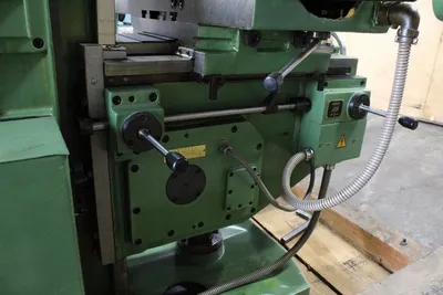 Used Chinese OEM (not disclosed) X6132 Universal Horizontal Mills Quebec CA | Machineco #1256347