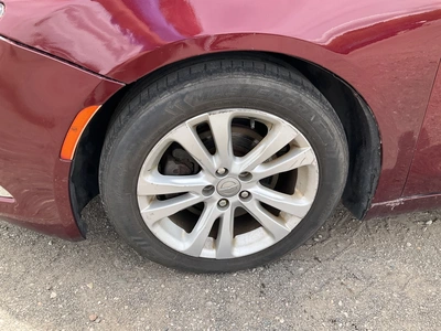 USED 2015 CHRYSLER 200