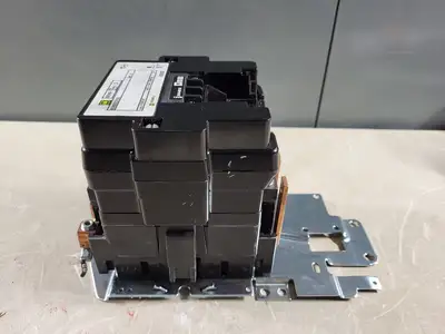 USED SQUARE D 8536SEO1S3