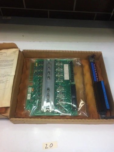 GE Fanuc IC600BF902B 24vdc2A, Sink Output, FAST SHIPPING! WARRANTY!!!