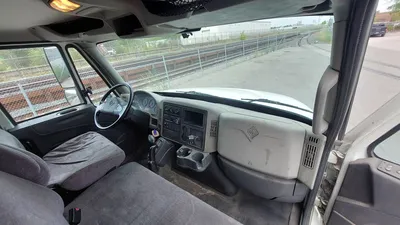 2015 INTERNATIONAL 4300 SBA 4X2 BOX TRUCK Highway Tractors | Platinum Group (31)