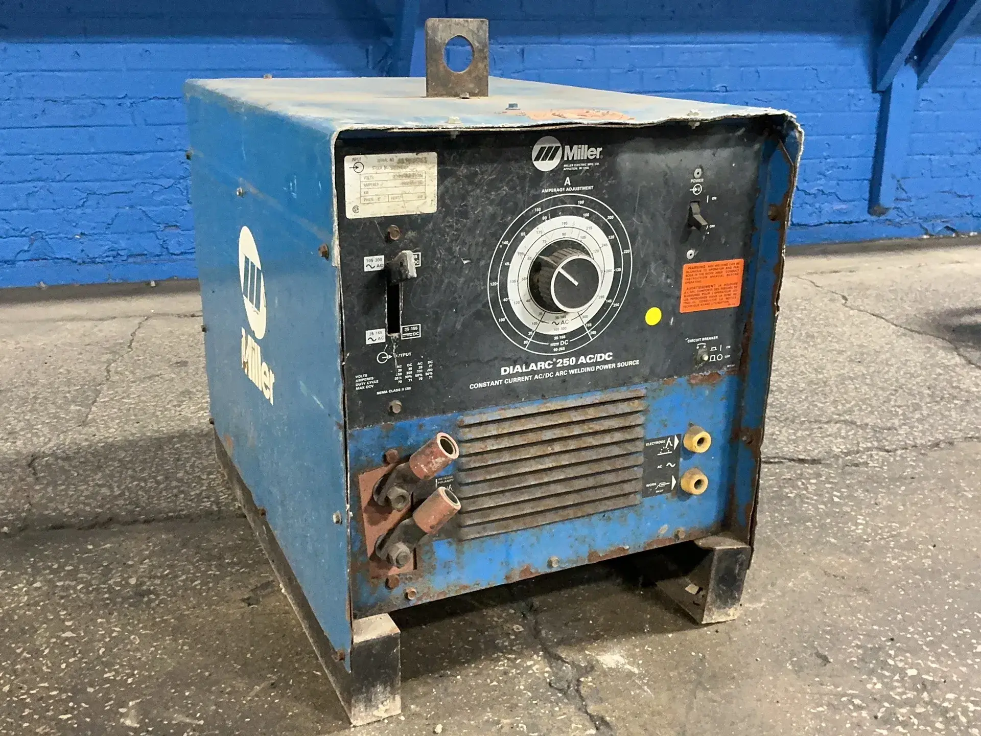 Used MILLER DIALARC 250 AC/DC Tig Welders Ohio US | HGR 24 #1503785