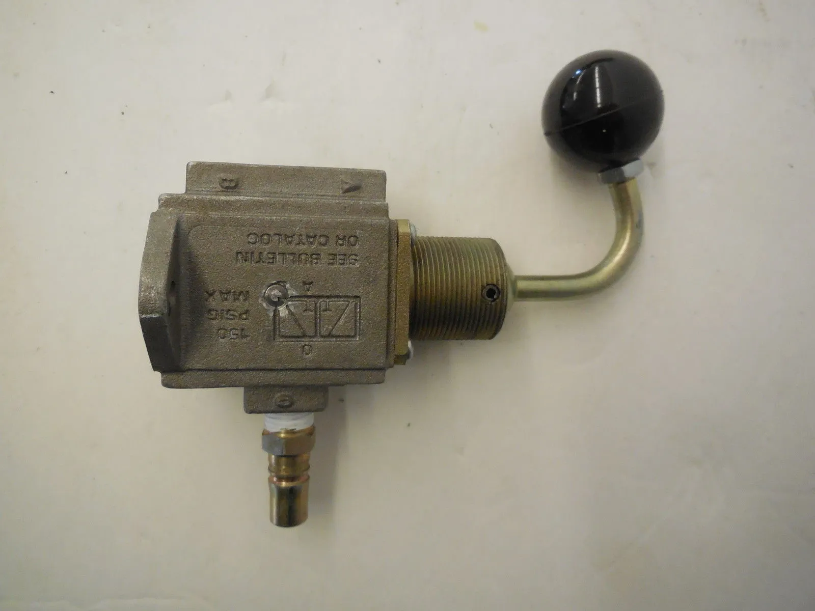 PARKER C525M4 TOGGLE