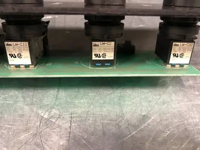 Used QUIPP _UNKNOWN_ Switchgears British Columbia CA | Lenmark #244145
