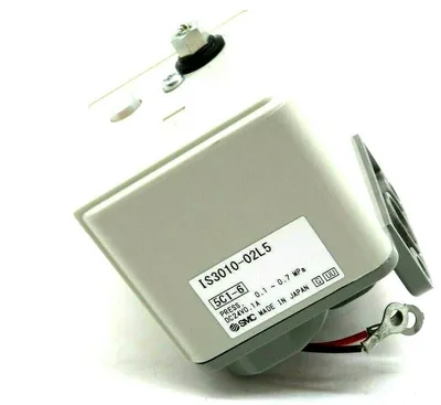 NEW SMC IS3010-02L5 PRESSURE SWITCH IS301002L5