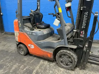 Used TOYOTA 8FGCU25 Misc Forklifts Ohio US | HGR 24 #1567462