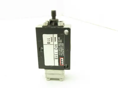 Aro MQ 1348 Pneumatic 3 Way Valve NC 1/8" NPT Air or Manual Activated