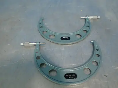 USED MITUTOYO 103223A