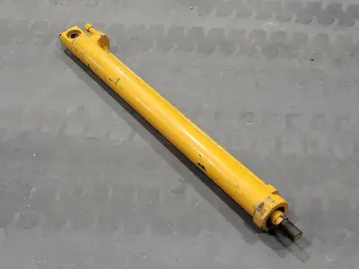 USED MACLEAN 1091168