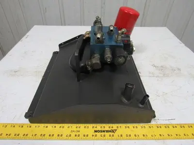 Raymond Dockstocker DSR300 Electric Walk Behind Stacker Hydraulic Tank Reservoir