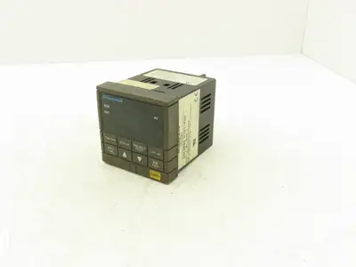 Honeywell UDC2000 Mini-Pro Temperature Controller 120VAC DC200H-0-000-10000-0