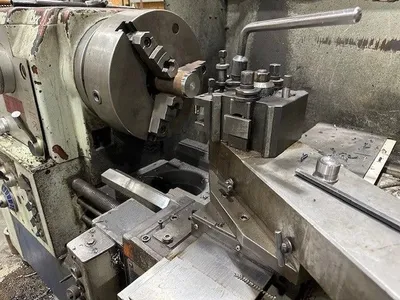Used 2004 MODERN LA560 Engine Lathes Alberta CA | Merchant Machine Tools Inc #1324423