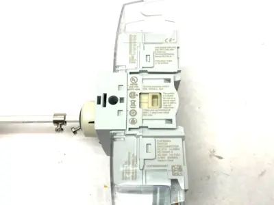 USED SIEMENS LOW-VOLTAGE DISCONNECT SWITCH 3-PH 60A