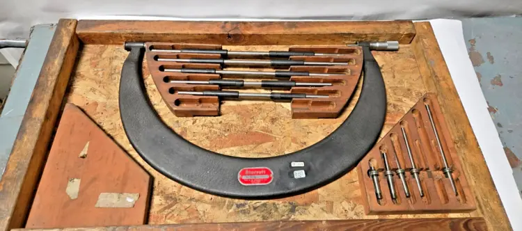 Used Starrett _UNKNOWN_ Micrometers California US | Amiron Machinery #1305173