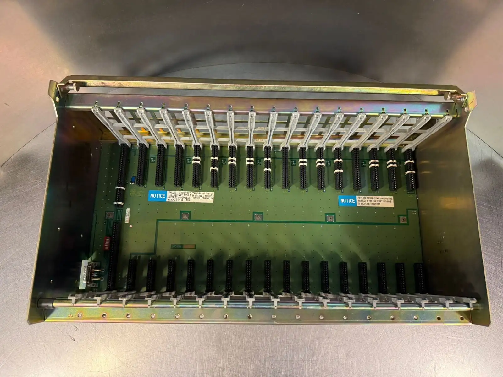 Allen Bradley 1771-A4B /B 16 Slot I/O Chassis 96814809-A01 (12.6.5)