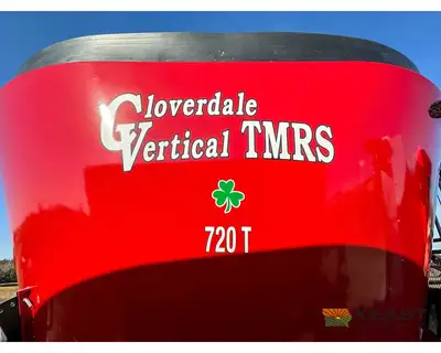 Used CLOVERDALE _UNKNOWN_ Feeder Wagons Iowa US | Keast Enterprises #1360089
