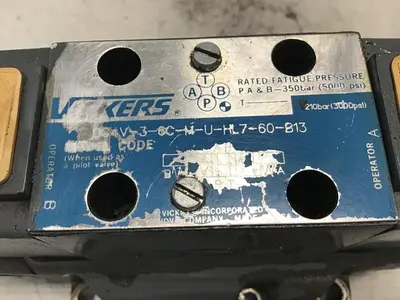 USED VICKERS DG4V-3-6C-M-U-HL7-60-B13