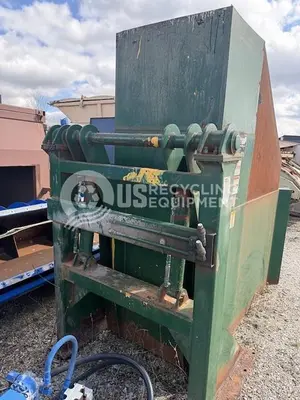 USED 2009 MARATHON CART DUMPER