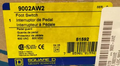 NEW SQUARE D 9002-AW2 FOOT SWITCH SER. C 600VAC/DC 9002AW2