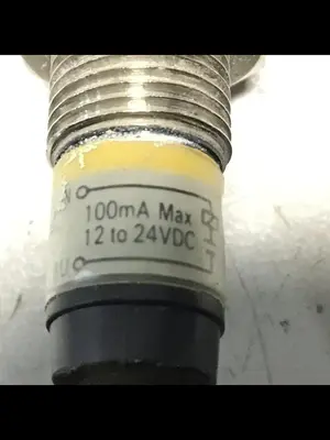 USED OMRON E2E-X3D1-N