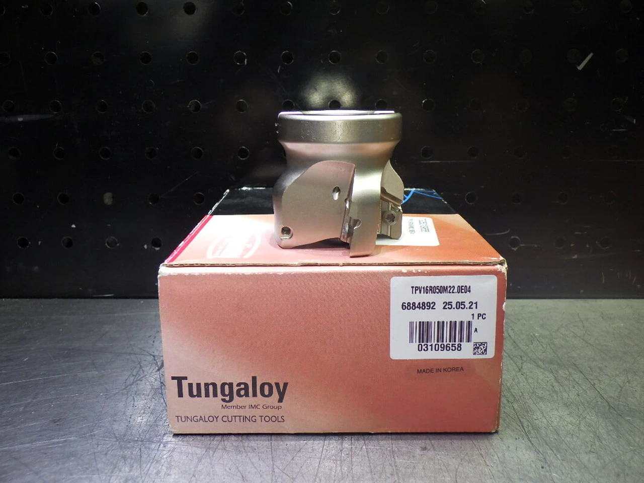 Tungaloy 50mm Coolant Thru Facemill 22mm Arbor TPV16T050M22.0E04 (LOC2115B)
