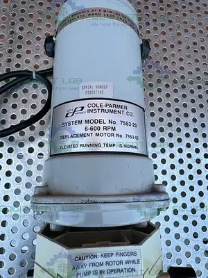 USED COLE PARMER 7553-20 MOTOR 6-600 RPM W/ MASTERFLEX 7518-12 EASY LOAD PUMP HEAD
