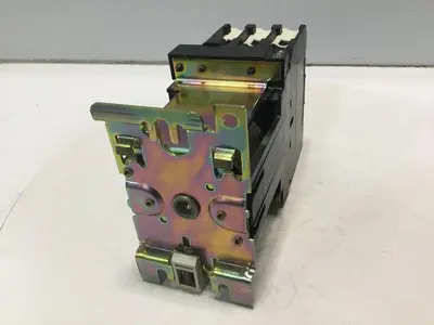 USED TELEMECANIQUE LP1D4011