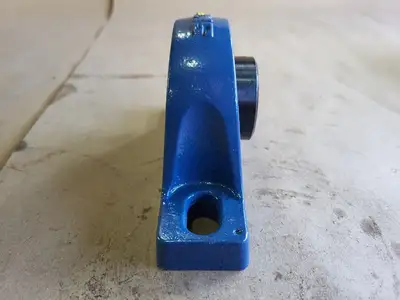 NEW SKF SY 1.3/16 FM