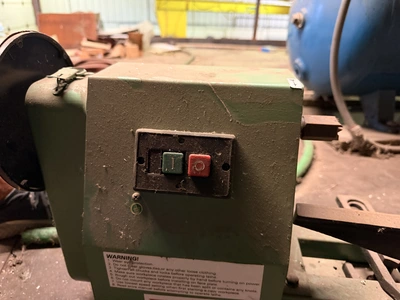 Used CENTRAL MACHINERY 14"X X 40" WOOD LATHE WITH 7" DISC Woodworking Lathes Michigan US | Miedema Asset Management Group #1334060