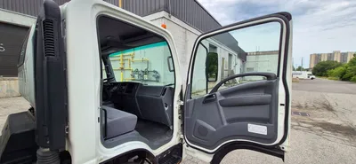 2018 ISUZU NRR Box Truck | Platinum Group (12)