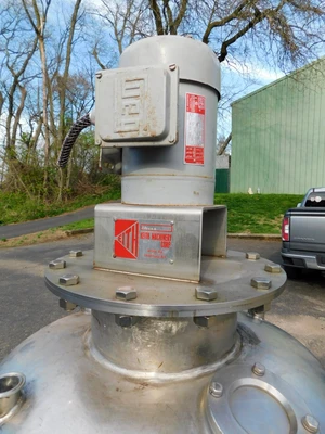 USED 75 GALLON TANK MIXING TANK