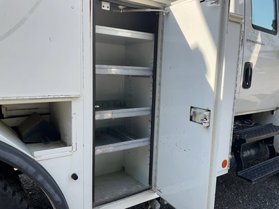 Used 2007 INTERNATIONAL 4200 Bucket (boom) trucks Michigan US | Miedema Asset Management Group #1304736