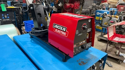 LINCOLN ELECTRIC LF-72 WELDING MACHINES, MIG | KEC, Inc. (2)