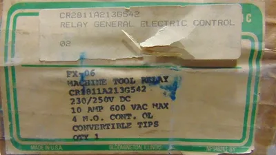 General Electric CR2811A213G542 Machine Tool Relay New NIB