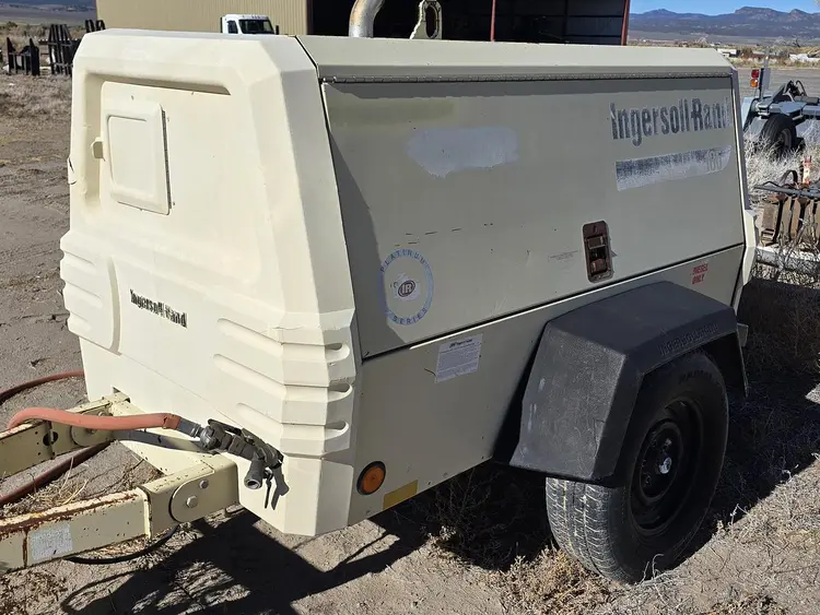 Used INGERSOLL RAND P185 WIR Air Compressors, Portable Utah US | Berry Machinery #910889