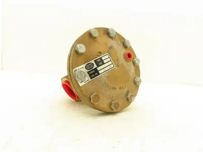 Cash Acme D 52 X Bronze Vacuum Breaker Valve 1-1/4" NPT 2-30 PSI Vented