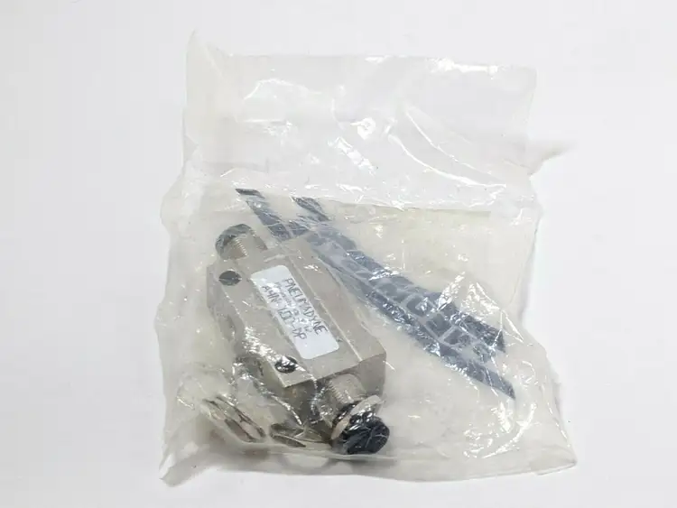 New | in-Stock PNEUMADYNE 4-WAY CONTROL VALVE Valves/Fittings | Maverick Industrial Sales #1103522