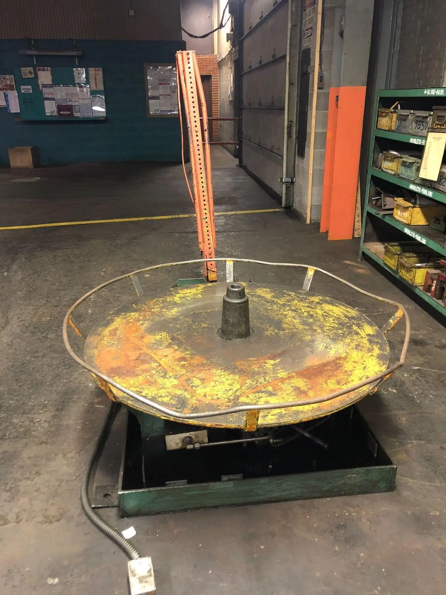 52" HORIZONTAL PALLET TYPE UNCOILER TABLE: STOCK #10474