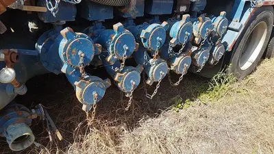 USED 1997 PEERLESS BAKER HUGHES HYDRA FRAC BLENDER TRAILER
