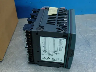 New | in-Stock EUROTHERM 3204 Temperature Controls Ohio US | HGR 24 #1095183