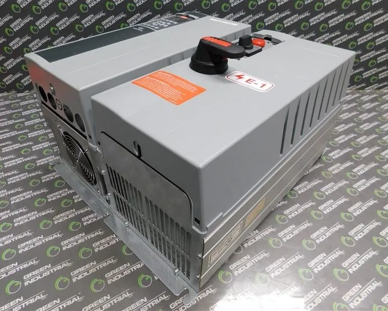 Danfoss VLT FC-102P7K5T2E21H1XGX7XXSXXXXAXBXCXXXXDX HVAC Drive 10 HP/7.5kW Used