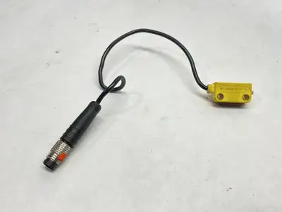 Q12AB6FF15Q | Banner  Photoelectric Sensor 10-30VDC 72105 - Used