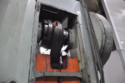 USED BELT 250 TON