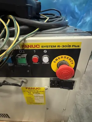 Used 2017 FANUC FANUC M-20IA Load/Unload Systems Michigan US | RAB Industries, Inc. #1573499