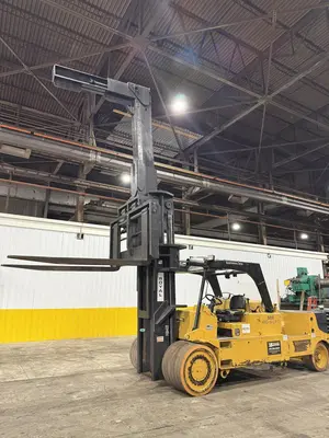 50,000/70,000 TON CAPACITY ROYAL MODEL #RNL-50/70 TELESCOPING FORKLIFT WITH HYD BOOM JIB: STOCK #23652
