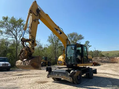 2005 Caterpillar M316C